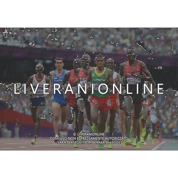 (120808) -- LONDON, Aug. 8, 2012 () -- Runners compete in men\'s 5000m round 1 competition, at London 2012 Olympic Games in London, Britain, on August 8, 2012. (/Li Ga) (nxl) /PHOTOSHOT/AG ALDO LIVERANI SAS ITALY ONLY -