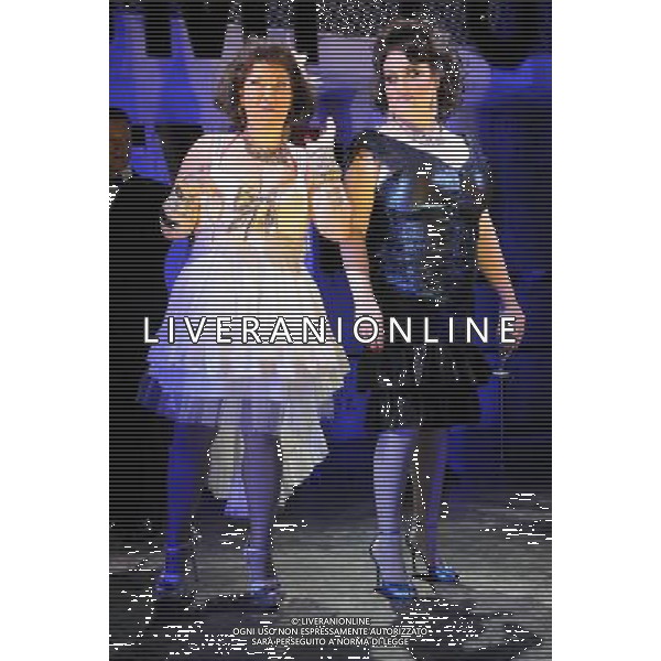 Cast, Soho Cinders Photocall, Soho Theatre, London. 07.08.12 ©PHOTOSHOT/AGENZIA ALDO LIVERANI SAS - ITALY ONLY - EDITORIAL USE ONLY