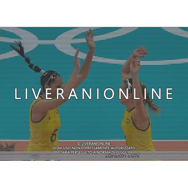 (120809) -- LONDON, Aug. 9, 2012 () -- Thaisa Menezes of Brazil (L) celebrate scoring with teammate during the women\'s volleyball semifinal match between Brazil and Japan at London 2012 Olympic Games, London, Britain, Aug. 9, 2012. Brazil won the match 3-0 and advanced to the final. (/Cheng Min) ©photoshot/AGENZIA ALDO LIVERANI SAS - ITALY ONLY - GIOCHI OLIMPICI, OLIMPIADI LONDRA 2012