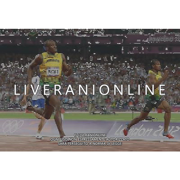 (120809) -- LONDON, Aug. 9, 2012 () -- Usain Bolt (L) of Jamaica competes in men\'s 200m final, at London 2012 Olympic Games, London, Britain, Aug. 9, 2012. Usain Bolt won gold medal with 19.32. (/Fan Jun)(zgp) ©photoshot/AGENZIA ALDO LIVERANI SAS - ITALY ONLY - GIOCHI OLIMPICI, OLIMPIADI LONDRA 2012