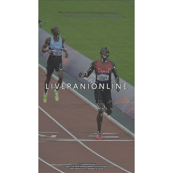 David Lekuta Rudisha (Kenya) winning the final of the Men\'s 800m and breaking the World Record. Olympic Stadium, Olympic Park, Stratford. London ©photoshot/AGENZIA ALDO LIVERANI SAS - ITALY ONLY - GIOCHI OLIMPICI, OLIMPIADI LONDRA 2012