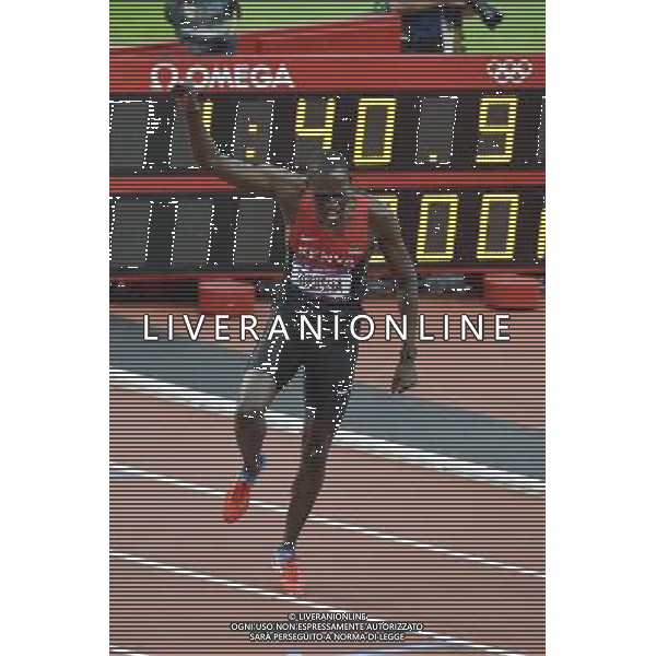 David Lekuta Rudisha (Kenya) winning the final of the Men\'s 800m and breaking the World Record. Olympic Stadium, Olympic Park, Stratford. London ©photoshot/AGENZIA ALDO LIVERANI SAS - ITALY ONLY - GIOCHI OLIMPICI, OLIMPIADI LONDRA 2012