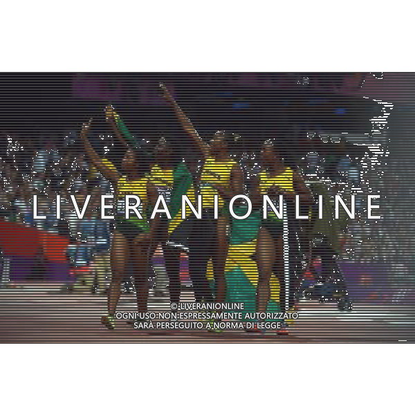 (120810) -- LONDON, Aug. 10, 2012 () -- Runners of Jamaica celebrate after women\'s 4x100m relay final at London 2012 Olympic Games, London, Britain, Aug. 10, 2012. The Jamaican team won silver medal with 41.41. (/Gesang Dawa)(zgp) AG ALDO LIVERANI S A S ONLY ITALY