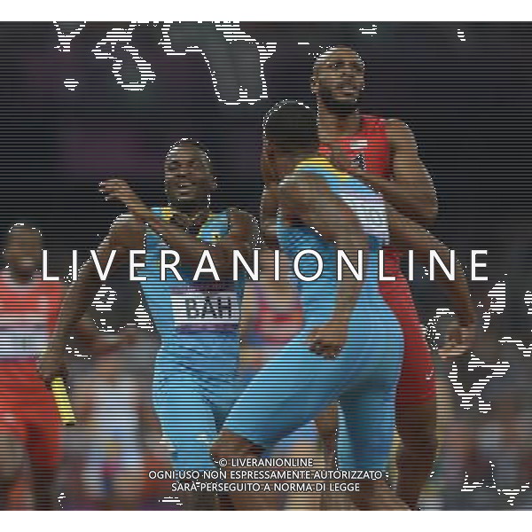 (120810) -- LONDON, Aug. 10, 2012 () -- Runners of Bahamas celebrate after men\'s 4x400m relay final at London 2012 Olympic Games, London, Britain, Aug. 10, 2012. The Bahamian team won gold medal with 2:56.72. (/Li Gang)(zgp) AG ALDO LIVERANI S A S ONLY ITALY