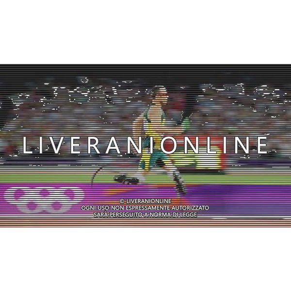 (120810) -- LONDON, Aug. 10, 2012 () -- Oscar Pistorius (R) of South Africa competes in men\'s 4x400m relay final at London 2012 Olympic Games, London, Britain, Aug. 10, 2012. The team of South Africa ranked 8th with 3:03.46 (/Yin Gang)(zgp) AG ALDO LIVERANI S A S ONLY ITALY