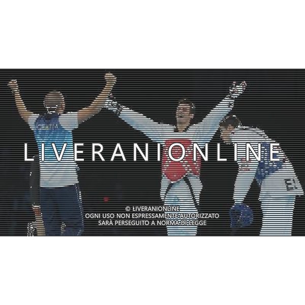 (120810) -- LONDON, Aug. 10, 2012 () -- Sebastian Eduardo Crismanich of Argentina (red) celebrates after winning over Nicolas Garcia Hemme of Spain during the gold medal match of men\'s Taekwondo -80kg event at London 2012 Olympic Games in London, Britain, on August 10, 2012. Sebastian Eduardo Crismanich of Argentina won the match and claimed the gold medal of the event. (/Wang Lili) AG ALDO LIVERANI S A S ONLY ITALY