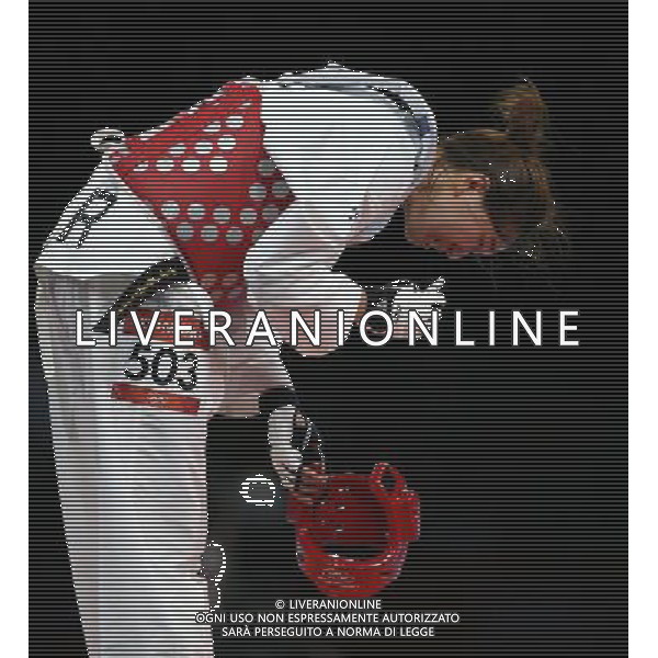 (120810) -- LONDON, Aug. 10, 2012 () -- Hwang Kyung Seon of South Korea (red) celebrates after winning over Nur Tatar of Turkey during the gold medal match of women\'s Taekwondo -67kg event at London 2012 Olympic Games in London, Britain, on August 10, 2012. Hwang Kyung Seon of South Korea won the match and claimed the gold medal of the event. (/Wang Lili) AG ALDO LIVERANI S A S ONLY ITALY