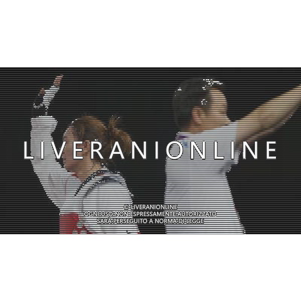 (120810) -- LONDON, Aug. 10, 2012 () -- Hwang Kyung Seon of South Korea (red) celebrates after winning over Nur Tatar of Turkey during the gold medal match of women\'s Taekwondo -67kg event at London 2012 Olympic Games in London, Britain, on August 10, 2012. Hwang Kyung Seon of South Korea won the match and claimed the gold medal of the event. (/Wang Lili) AG ALDO LIVERANI S A S ONLY ITALY