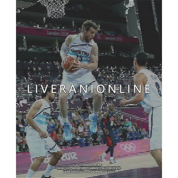 (120810) -- LONDON, Aug. 10, 2012 () -- Andres Nocioni of Argentina (top) acts during the men\'s basketball semifinal match between the United States and Argentina at London 2012 Olympic Games, London, Britain, Aug. 10, 2012. The United States won the match 109-83 and advanced to the final. (/Meng Yongmin) AG ALDO LIVERANI S A S ONLY ITALY