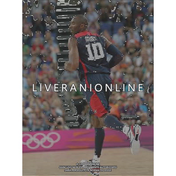 (120810) -- LONDON, Aug. 10, 2012 () -- Kobe Bryant of the United States acts during the men\'s basketball semifinal match between the United States and Argentina at London 2012 Olympic Games, London, Britain, Aug. 10, 2012. The United States won the match 109-83 and advanced to the final. (/Meng Yongmin) AG ALDO LIVERANI S A S ONLY ITALY