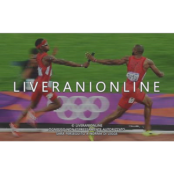 (120810) -- LONDON, Aug. 10, 2012 () -- Tony McQuay (L) and Angelo Taylor of U.S. realy during men\'s 4x400m relay final at London 2012 Olympic Games, London, Britain, Aug. 10, 2012. The U.S. team won silver medal. (/Wu Xiaoling)(zgp) AG ALDO LIVERANI S A S ONLY ITALY