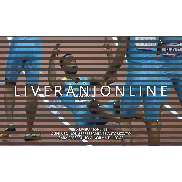 (120810) -- LONDON, Aug. 10, 2012 () -- Ramon Miller (C) of Bahamas celebrates after men\'s 4x400m relay final at London 2012 Olympic Games, London, Britain, Aug. 10, 2012. The Bahamian team won gold medal with 2:56.72. (/Gong Lei)(zgp) AG ALDO LIVERANI S A S ONLY ITALY