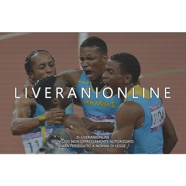 (120810) -- LONDON, Aug. 10, 2012 () -- Runners of Bahamas celebrate after men\'s 4x400m relay final at London 2012 Olympic Games, London, Britain, Aug. 10, 2012. The Bahamian team won gold medal with 2:56.72. (/Gong Lei)(zgp) AG ALDO LIVERANI S A S ONLY ITALY