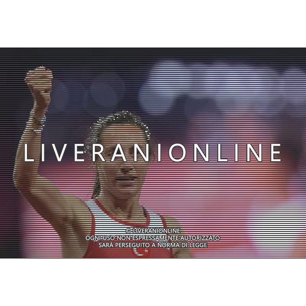 (120810) -- LONDON, Aug. 10, 2012 () -- Asli Cakir Alptekin of Turkey celebrates after women\'s 1500m final at London 2012 Olympic Games, London, Britain, Aug. 10, 2012. Asli Cakir Alptekin won gold medal with 4:10.23. (/Li Gang)(zgp) AG ALDO LIVERANI S A S ONLY ITALY