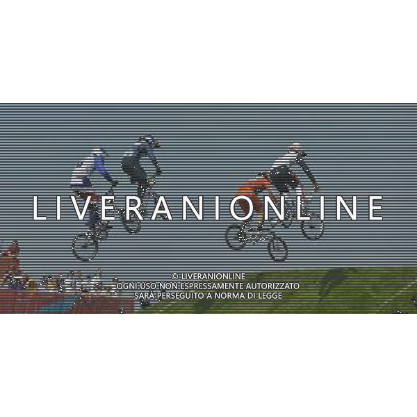 Riders compete in the BMX event at the Olympic Games. BMX Track, Olympic Park, Stratford. London ©photoshot/Agenzia Aldo Liverani Sas - ITALY ONLY - GIOCHI OLIMPICI, OLIMPIADI LONDRA 2012