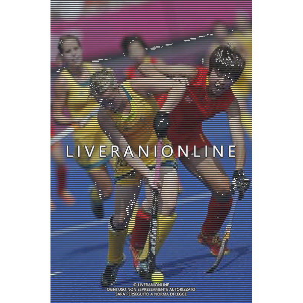 (120810) -- LONDON, Aug. 10, 2012 () -- Players compete during women\'s hockey classification 5th-6th match between China and Australia, at London 2012 Olympic Games in London, Britain, on August 10, 2012. Australia won 2-0. (/Shen Bohan) (nxl) ©photoshot/Agenzia Aldo Liverani Sas - ITALY ONLY - GIOCHI OLIMPICI, OLIMPIADI LONDRA 2012