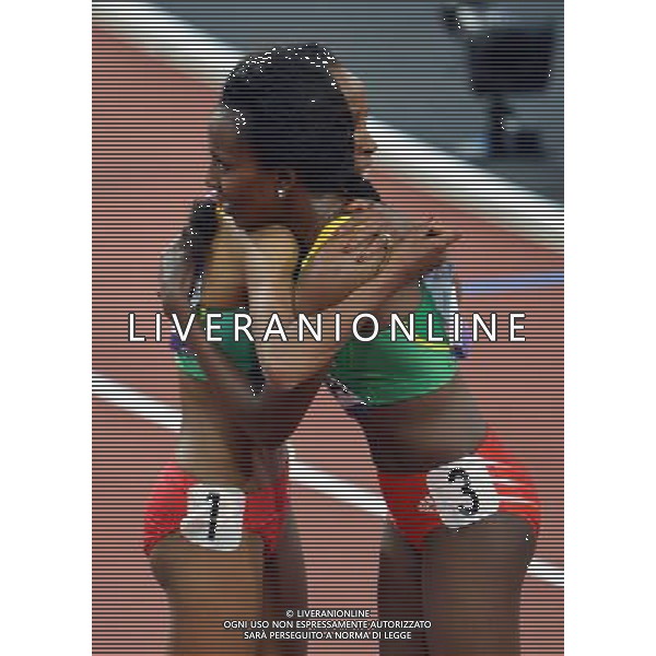 (120810) -- LONDON, Aug. 10, 2012 () -- Meseret Defar (R) of Ethiopia celebrates with teammate Tirunesh Dibaba after women\'s 5000m final at London 2012 Olympic Games, London, Britain, Aug. 10, 2012. Meseret Defar won gold medal with 15:04.25. (/Gong Lei)(zgp) ©photoshot/Agenzia Aldo Liverani Sas - ITALY ONLY - GIOCHI OLIMPICI, OLIMPIADI LONDRA 2012