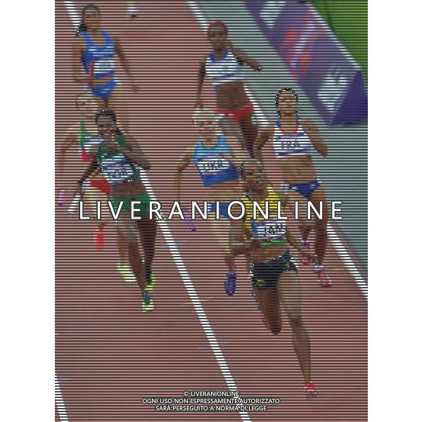 (120810) -- LONDON, Aug. 10, 2012 () -- Rosemarie Whyte (front) of Jamaica sprint during women\'s 4x400m relay heat at London 2012 Olympic Games, London, Britain, Aug. 10, 2012. The Jamaican team advanced to final. (/Gong Lei)(zgp) ©photoshot/Agenzia Aldo Liverani Sas - ITALY ONLY - GIOCHI OLIMPICI, OLIMPIADI LONDRA 2012