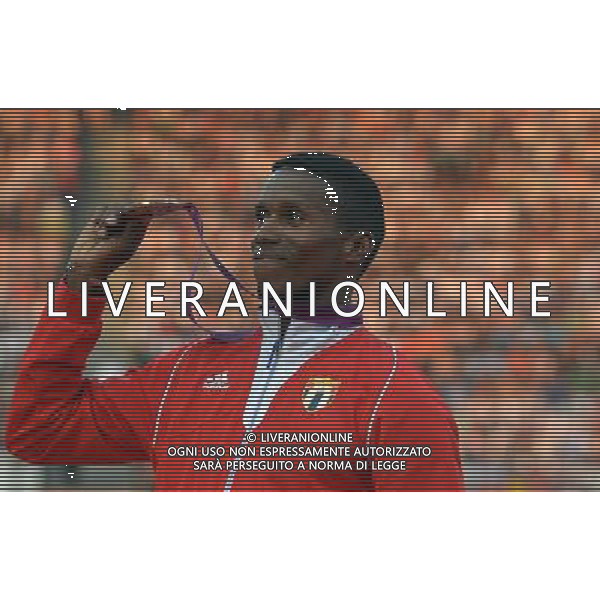 (120810) -- LONDON, Aug. 10, 2012 () -- Bronze medalist Leonel Suarez of Cuba poses at awarding ceremony of men\'s decathlon competition, at London 2012 Olympic Games, London, Britain, Aug. 10, 2012. (/Gesang Dawa)(zgp) ©photoshot/Agenzia Aldo Liverani Sas - ITALY ONLY - GIOCHI OLIMPICI, OLIMPIADI LONDRA 2012