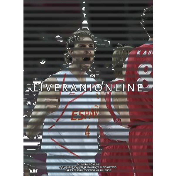 (120810) -- LONDON, Aug. 10, 2012 () -- Pau Gasol of Spain is pictured during men\'s basketball semifinal match between Spain and Russia, at London 2012 Olympic Games in London, Britain, on August 10, 2012. Spain won 67-59. (/Meng Yongmin) (nxl) ©photoshot/Agenzia Aldo Liverani Sas - ITALY ONLY - GIOCHI OLIMPICI, OLIMPIADI LONDRA 2012