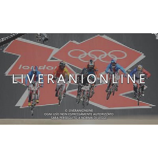 (120810) -- LONDON, Aug. 10, 2012 () -- Riders compete in women\'s cycling BMX competition, at London 2012 Olympic Games in London, Britain, on August 10, 2012. (/Li Ga) (nxl) ©photoshot/Agenzia Aldo Liverani Sas - ITALY ONLY - GIOCHI OLIMPICI, OLIMPIADI LONDRA 2012