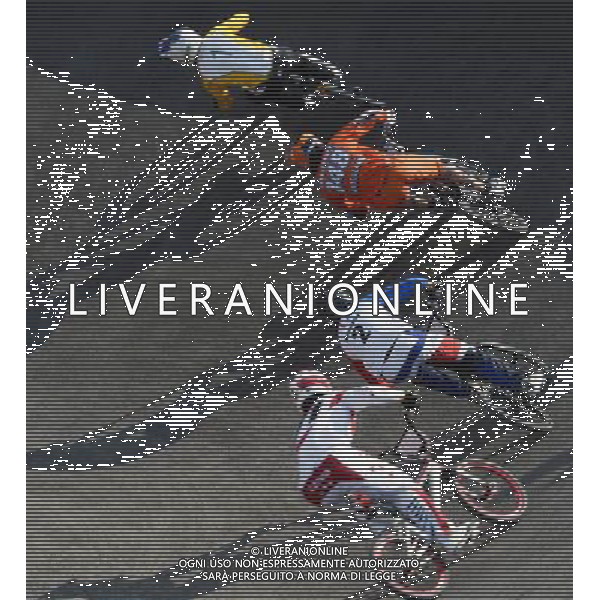 (120810) -- LONDON, Aug. 10, 2012 () -- Riders compete during men\'s cycling BMX competition, at London 2012 Olympic Games in London, Britain, on August 10, 2012. Maris Strombergs of Latvia won gold medal. (/Yang Zongyou) (nxl) ©photoshot/Agenzia Aldo Liverani Sas - ITALY ONLY - GIOCHI OLIMPICI, OLIMPIADI LONDRA 2012