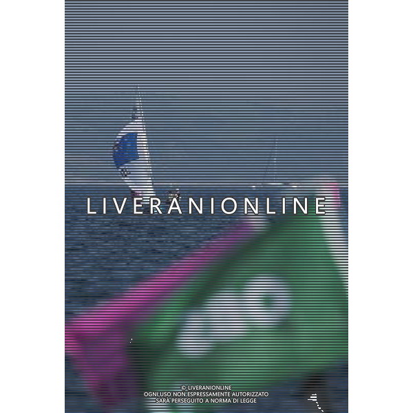 (120810) -- WEYMOUTH, Aug. 10, 2012 () -- Jo Aleh/Olivia Powrie of New Zealand compete in 470 women competition of sailing event, at London 2012 Olympic Games in Weymouth and Portland, Britain, August 10, 2012. Jo Aleh/Olivia Powrie of New Zealand won gold medal. (/Fei Maohua) (zgp) ©photoshot/Agenzia Aldo Liverani Sas - ITALY ONLY - GIOCHI OLIMPICI, OLIMPIADI LONDRA 2012