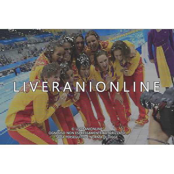(120810) -- LONDON, Aug. 10, 2012 () -- Members of the Spanish team celebrate after competing in women\'s Synchronised Swimming teams free routine competition, at London 2012 Olympic Games in London, Britain, on August 10, 2012. The Spanish team won bronze medal. (/Ren Zhenglai) (nxl) ©photoshot/Agenzia Aldo Liverani Sas - ITALY ONLY - GIOCHI OLIMPICI, OLIMPIADI LONDRA 2012