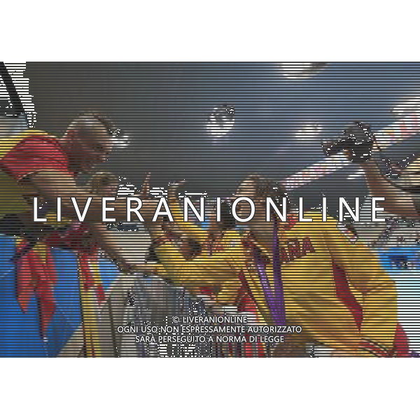 (120810) -- LONDON, Aug. 10, 2012 () -- Members of the Spanish team celebrate after competing in women\'s Synchronised Swimming teams free routine competition, at London 2012 Olympic Games in London, Britain, on August 10, 2012. The Spanish team won bronze medal. (/Ren Zhenglai) (nxl) ©photoshot/Agenzia Aldo Liverani Sas - ITALY ONLY - GIOCHI OLIMPICI, OLIMPIADI LONDRA 2012