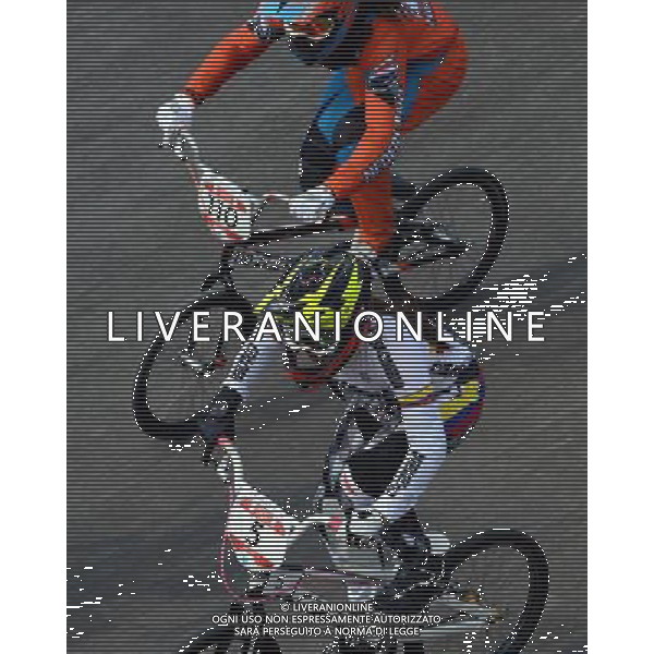 (120810) -- LONDON, Aug. 10, 2012 () -- Mariana Pajon of Colombia (No.5) competes during women\'s cycling BMX competition, at London 2012 Olympic Games in London, Britain, on August 10, 2012. Mariana Pajon of Colombia won gold medal. (/Yang Zongyou) (nxl) ©photoshot/Agenzia Aldo Liverani Sas - ITALY ONLY - GIOCHI OLIMPICI, OLIMPIADI LONDRA 2012