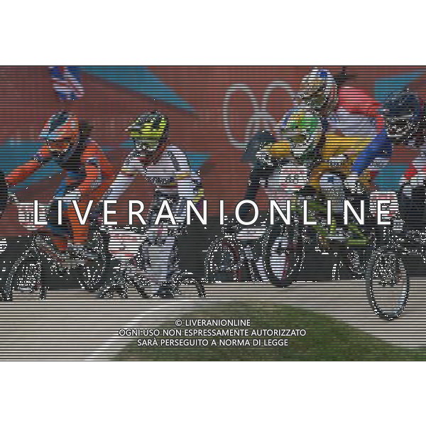 (120810) -- LONDON, Aug. 10, 2012 () -- Mariana Pajon of Colombia (No.5) competes during women\'s cycling BMX competition, at London 2012 Olympic Games in London, Britain, on August 10, 2012. Mariana Pajon of Colombia won gold medal. (/Yang Zongyou) (nxl) ©photoshot/Agenzia Aldo Liverani Sas - ITALY ONLY - GIOCHI OLIMPICI, OLIMPIADI LONDRA 2012