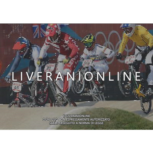 (120810) -- LONDON, Aug. 10, 2012 () -- Maris Strombergs of Latvia (No.81) competes during men\'s cycling BMX competition, at London 2012 Olympic Games in London, Britain, on August 10, 2012. Maris Strombergs of Latvia won gold medal. (/Yang Zongyou) (nxl) ©photoshot/Agenzia Aldo Liverani Sas - ITALY ONLY - GIOCHI OLIMPICI, OLIMPIADI LONDRA 2012