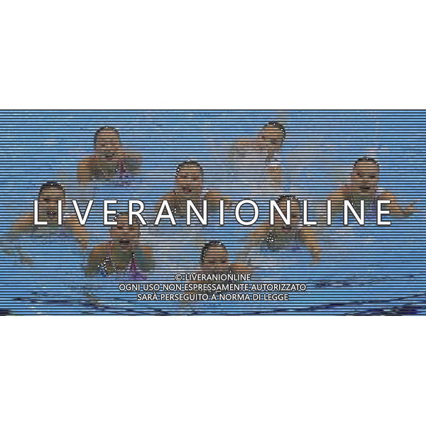 (120810) -- LONDON, Aug. 10, 2012 () -- Members of the Chinese team perform during women\'s Synchronised Swimming teams free routine competition, at London 2012 Olympic Games in London, Britain, on August 10, 2012. The Chinese team won silver medal. (/Ren Zhenglai) (nxl) ©photoshot/Agenzia Aldo Liverani Sas - ITALY ONLY - GIOCHI OLIMPICI, OLIMPIADI LONDRA 2012