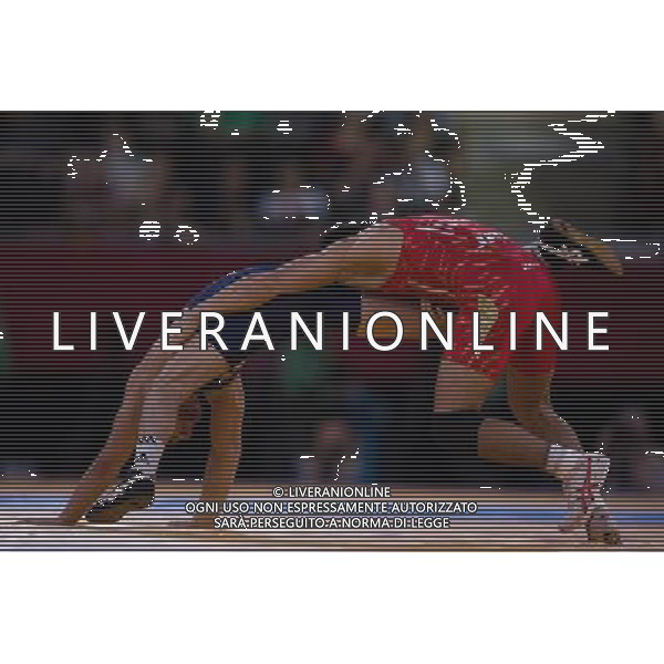 (120810) -- LONDON, Aug. 10, 2012 () -- Vladimer Khinchegashvili of Georgia (in blue) competes with Shinichi Yumoto of Japan during men\'s wrestling freestyle 55kg contest, at London 2012 Olympic Games in London, Britain, on August 10, 2012. Vladimer Khinchegashvili of Georgia won. (/Jin Liwang) (nxl) ©photoshot/Agenzia Aldo Liverani Sas - ITALY ONLY - GIOCHI OLIMPICI, OLIMPIADI LONDRA 2012