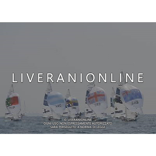 (120810) -- WEYMOUTH, Aug. 10, 2012 () -- Athletes compete in 470 men competition of sailing event, at London 2012 Olympic Games in Weymouth and Portland, Britain, August 10, 2012. (/Zeng Yi) (zgp) ITALY ONLY - GIOCHI OLIMPICI, OLIMPIADI LONDRA 2012