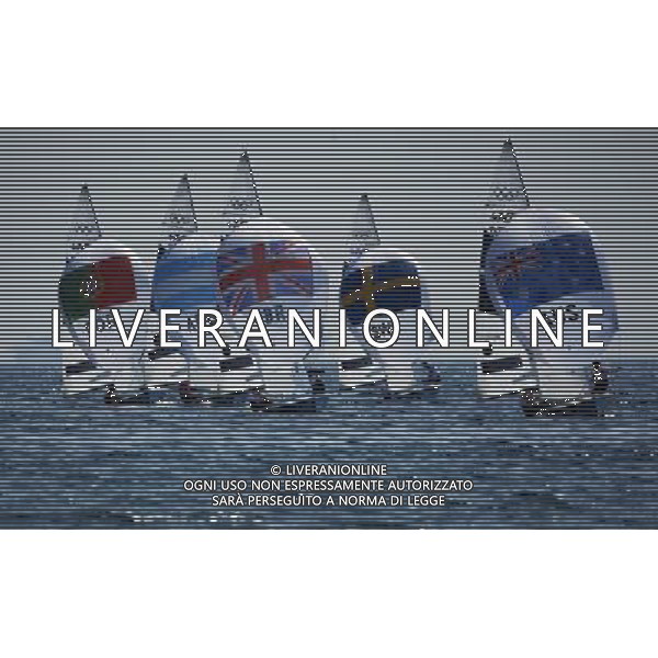 (120810) -- WEYMOUTH, Aug. 10, 2012 () -- Athletes compete in 470 men competition of sailing event, at London 2012 Olympic Games in Weymouth and Portland, Britain, August 10, 2012. (/Fei Maohua) (zgp) ITALY ONLY - GIOCHI OLIMPICI, OLIMPIADI LONDRA 2012