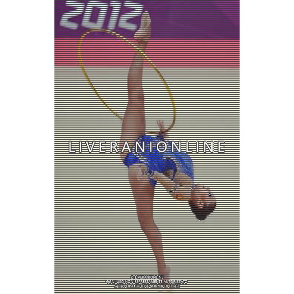 (120811) -- LONDON, Aug. 11, 2012 () -- Evgeniya Kanaeva of Russia competes in gymnastics rhythmic individual all-around event, at London 2012 Olympic Games in London, Britain, on August 11, 2012. Evgeniya Kanaeva of Russia won gold medal with 116.900. (/Yang Zongyou)(zgp) ITALY ONLY - GIOCHI OLIMPICI, OLIMPIADI LONDRA 2012