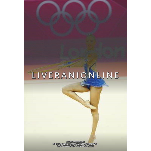 (120811) -- LONDON, Aug. 11, 2012 () -- Evgeniya Kanaeva of Russia competes in gymnastics rhythmic individual all-around event, at London 2012 Olympic Games in London, Britain, on August 11, 2012. Evgeniya Kanaeva of Russia won gold medal with 116.900. (/Yang Zongyou)(zgp) ITALY ONLY - GIOCHI OLIMPICI, OLIMPIADI LONDRA 2012