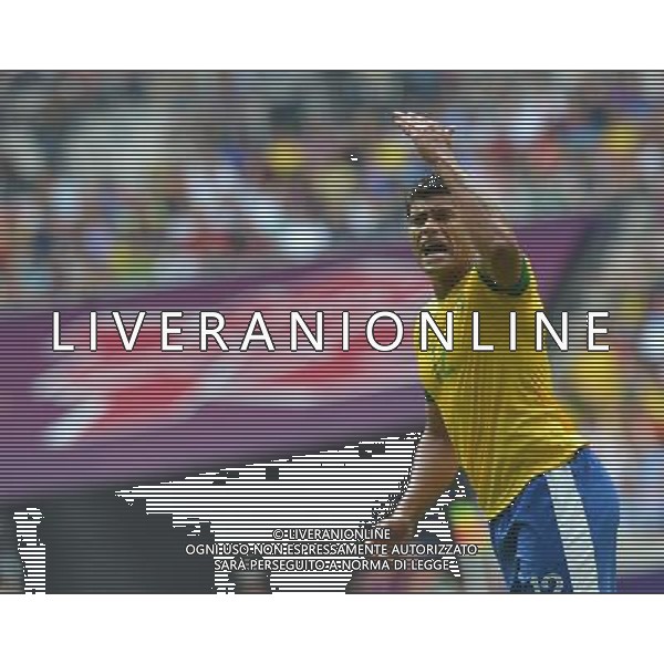 (120811) -- LONDON, Aug. 11, 2012 () -- Hulk of Brazil competes during men\'s football gold medal match between Brazil and Mexico, at London 2012 Olympic Games in London, Britain, on August 11, 2012. Mexico won the match 2-1 and won gold medal. (/Gong Lei) (zgp) ITALY ONLY - GIOCHI OLIMPICI, OLIMPIADI LONDRA 2012