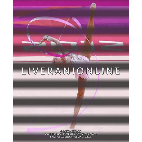(120811) -- LONDON, Aug. 11, 2012 () -- Liubou Charkashyna of Belarus competes in gymnastics rhythmic individual all-around event, at London 2012 Olympic Games in London, Britain, on August 11, 2012. Liubou Charkashyna won bronze medalist. (/Chen Jianli)(zgp) ITALY ONLY - GIOCHI OLIMPICI, OLIMPIADI LONDRA 2012