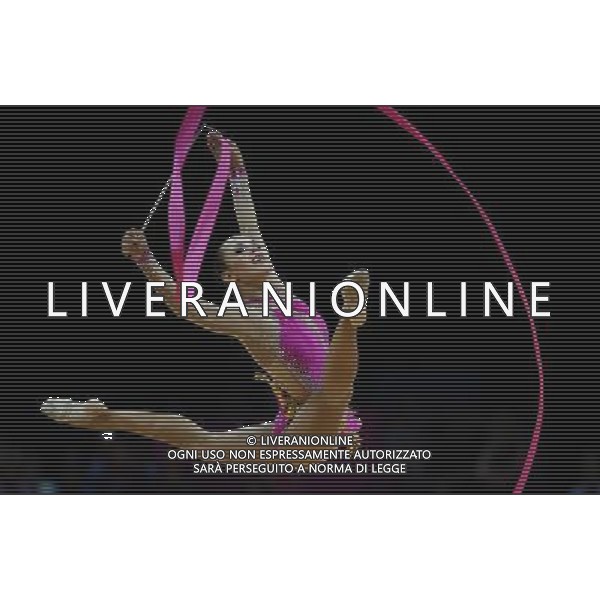 (120811) -- LONDON, Aug. 11, 2012 () -- Daria Dmitrieva of Russia competes in gymnastics rhythmic individual all-around event, at London 2012 Olympic Games in London, Britain, on August 11, 2012. Daria Dmitrieva won silver medal. (/Tao Xiyi)(zgp) ITALY ONLY - GIOCHI OLIMPICI, OLIMPIADI LONDRA 2012