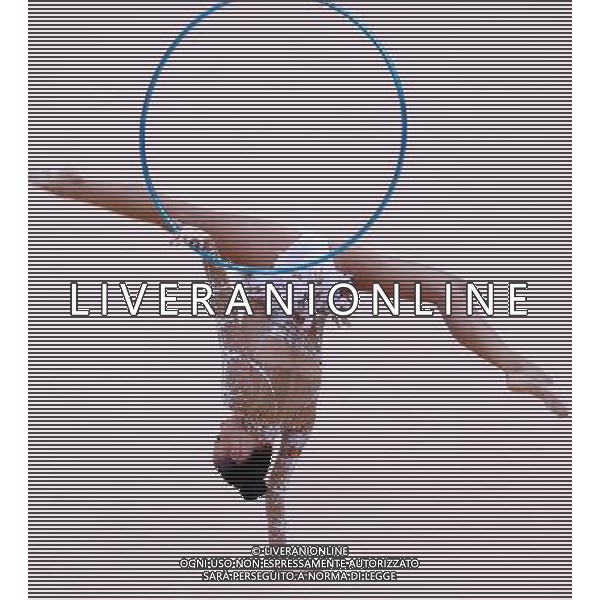 (120811) -- LONDON, Aug. 11, 2012 () -- Daria Dmitrieva of Russia competes in gymnastics rhythmic individual all-around event, at London 2012 Olympic Games in London, Britain, on August 11, 2012. Daria Dmitrieva won silver medal. (/Chen Jianli)(zgp) ITALY ONLY - GIOCHI OLIMPICI, OLIMPIADI LONDRA 2012