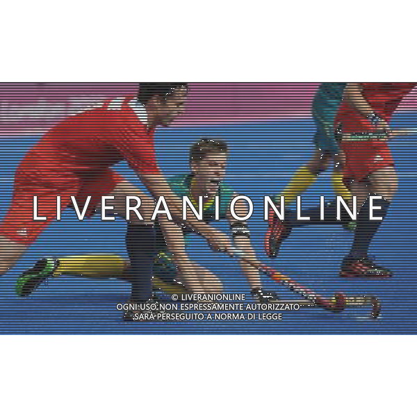 (120811) -- LONDON, Aug. 11, 2012 () -- Players compete during men\'s hockey bronze medal match between Australia and Britain, at London 2012 Olympic Games in London, Britain, on August 11, 2012. Australia won 3-1. (/Wang Yuguo) (nxl) ITALY ONLY - GIOCHI OLIMPICI, OLIMPIADI LONDRA 2012