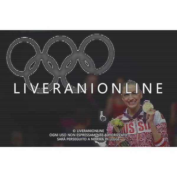 (120811) -- LONDON, Aug. 11, 2012 () -- Evgeniya Kanaeva of Russia poses at awarding ceremony of gymnastics rhythmic individual all-around event, at London 2012 Olympic Games in London, Britain, on August 11, 2012. Evgeniya Kanaeva of Russia won gold medal with 116.900. (/Tao Xiyi)(zgp) ©PHOTOSHOT/Agenzia Aldo Liverani Sas - ITALY ONLY - GIOCHI OLIMPICI, OLIMPIADI LONDRA 2012