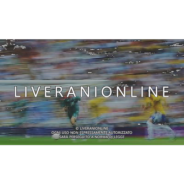 (120811) -- LONDON, Aug. 11, 2012 () -- Players vie for the ball during men\'s football gold medal match between Brazil and Mexico, at London 2012 Olympic Games in London, Britain, on August 11, 2012. (/Wu Xiaoling) (zgp) ©PHOTOSHOT/Agenzia Aldo Liverani Sas - ITALY ONLY - GIOCHI OLIMPICI, OLIMPIADI LONDRA 2012