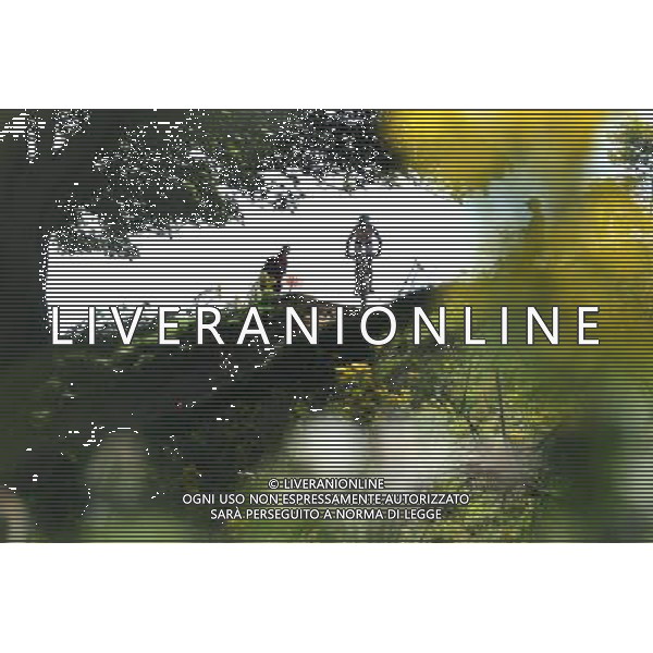 (120811) -- LONDON, Aug. 11, 2012 () -- Cyclers compete in women\'s Cross-country competition of Cycling Mountain Bike event, at London 2012 Olympic Games in London, Britain, on August 11, 2012. Julie Bresset of France won gold medal. (/Wang Shen) (nxl) ©PHOTOSHOT/Agenzia Aldo Liverani Sas - ITALY ONLY - GIOCHI OLIMPICI, OLIMPIADI LONDRA 2012