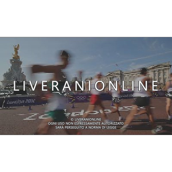 (120811) -- LONDON, Aug. 11, 2012 () -- Athletes compete in men\'s 50km race walk contest, at London 2012 Olympic Games in London, Britain, on August 11, 2012. Sergey Kirdyapkin of Russia won gold medal. (/Yin Gang) (nxl) ©PHOTOSHOT/Agenzia Aldo Liverani Sas - ITALY ONLY - GIOCHI OLIMPICI, OLIMPIADI LONDRA 2012