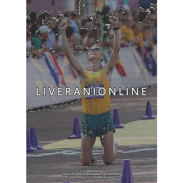 (120811) -- LONDON, Aug. 11, 2012 () -- Jared Tallent of Australia celebrates after competing in men\'s 50km race walk contest, at London 2012 Olympic Games in London, Britain, on August 11, 2012. Jared Tallent of Australia won silver medal. (/Yin Gang) (nxl) ©PHOTOSHOT/Agenzia Aldo Liverani Sas - ITALY ONLY - GIOCHI OLIMPICI, OLIMPIADI LONDRA 2012