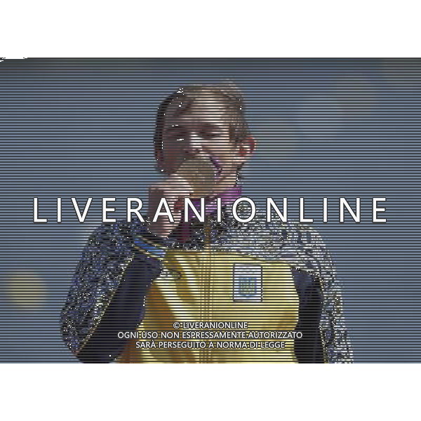 (120811) -- LONDON, Aug. 11, 2012 () -- Gold medalist Yuri Cheban of Ukraine attends victory ceremony of men\'s canoe single (C1) 200m competition of Canoe Sprint event, at London 2012 Olympic Games in London, Britain, on August 11, 2012. (/Shen Bohan) (nxl) ©PHOTOSHOT/Agenzia Aldo Liverani Sas - ITALY ONLY - GIOCHI OLIMPICI, OLIMPIADI LONDRA 2012