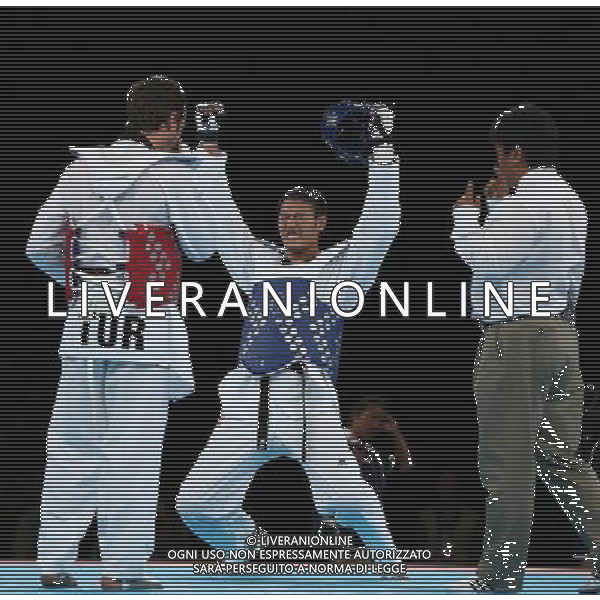 (120811) -- LONDON, Aug. 11, 2012 () -- Liu Xiaobo of China (blue) celebrates after winning over Bahri Tanrikulu of Turkey during the bronze medal match of men\'s +80kg Taekwondo at London 2012 Olympic Games, London, Britain, Aug. 11, 2012. Liu Xiaobo of China won the match and claimed the bronze medal of the event. (/Wang Lili) ©PHOTOSHOT/Agenzia Aldo Liverani Sas - ITALY ONLY - GIOCHI OLIMPICI, OLIMPIADI LONDRA 2012